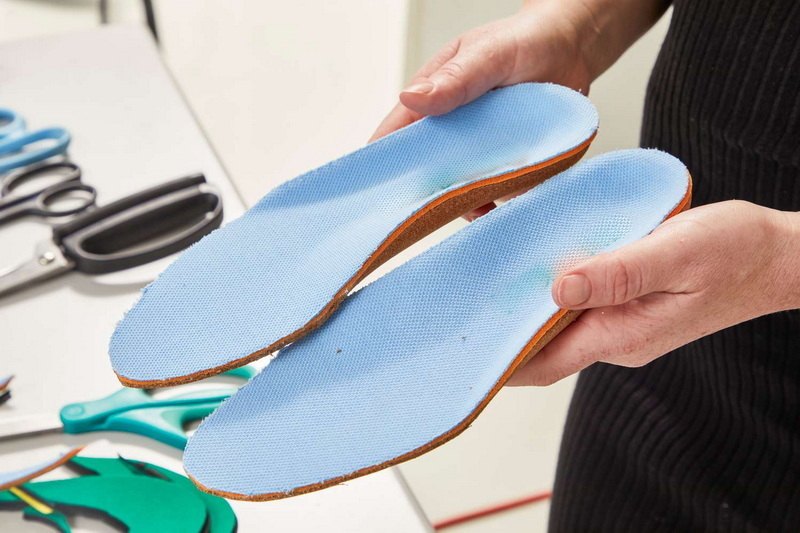 Can Arch Insert Cause Feet To Swell