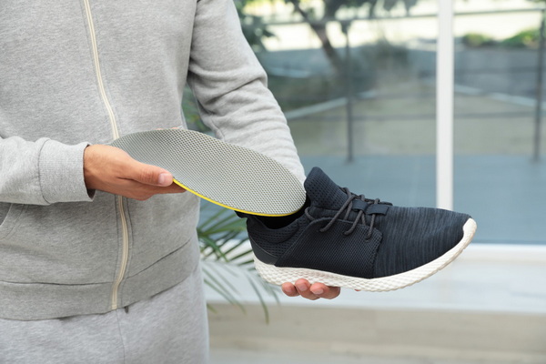 Should I Add Running Insoles to My Running Shoes