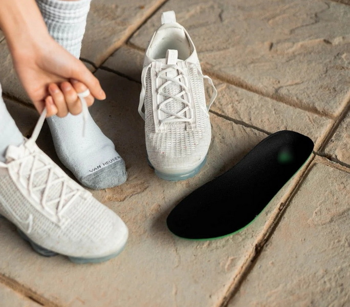 do insoles make your shoes tighter