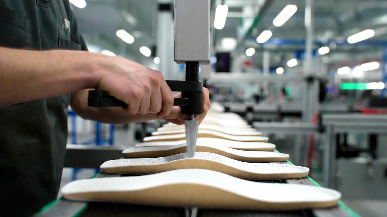 Automated High Volume Insole Manufacturing.jpg